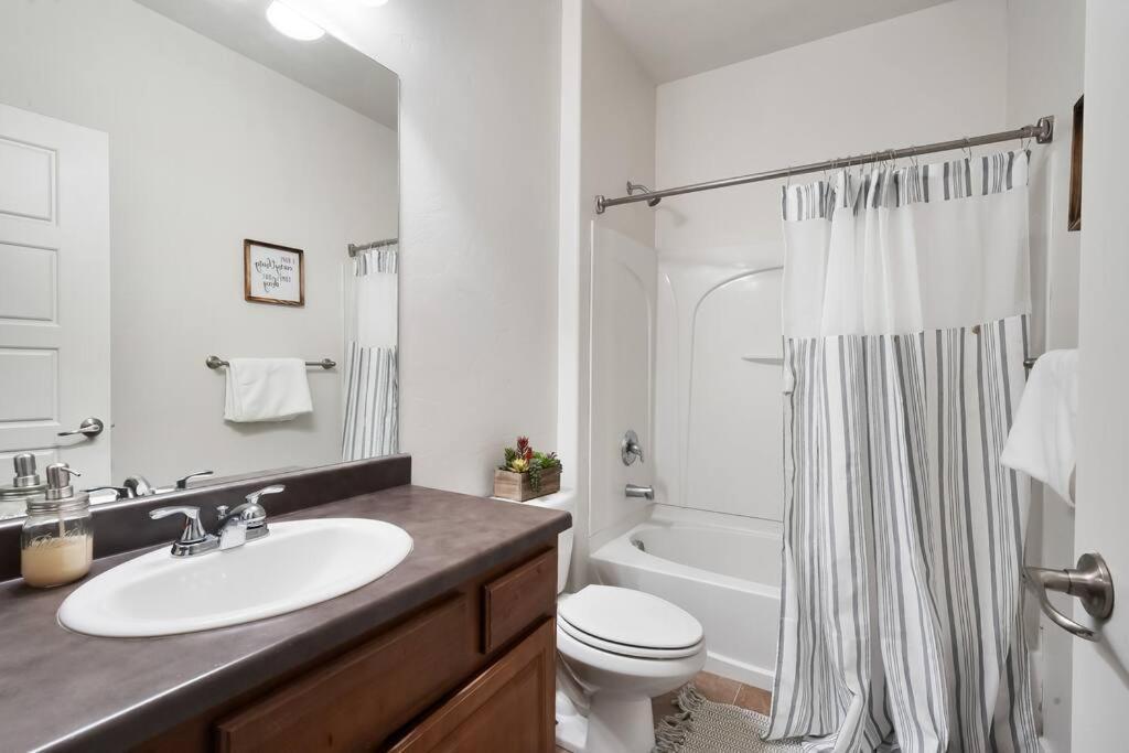 Bee Chic In Sojo W/Hot Tub+Gym+Local Ski Slopes South Jordan Exterior photo